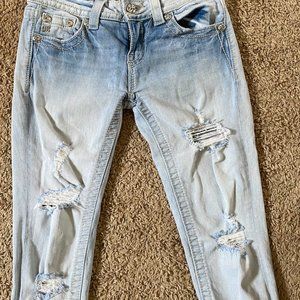 Miss Me Signature Cuffed Capri size 26